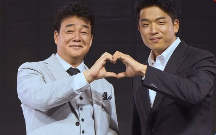 Đầu bếp nổi tiếng Baek Jong Won bị điều tra vì vi phạm luật hải quan Đầu bếp Baek Jong Won vướng điều tra vì tội buôn lậu thiết bị nấu ăn - Ảnh 2.