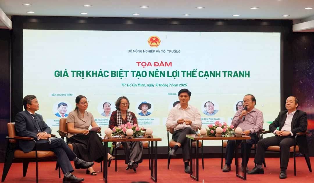 Tái định vị trái cây Việt để chinh phục thị trường cao cấp Các chuyên gia cho rằng, cấp thiết định vị lại ngành trái cây