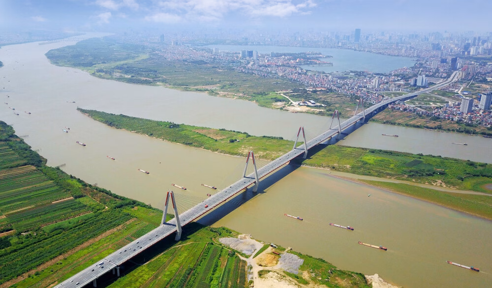 Hà Nội muốn mọi người dân hưởng lợi từ kinh tế số Kiến nghị bỏ mức trần thu nhập để thu hút nhân tài về nước