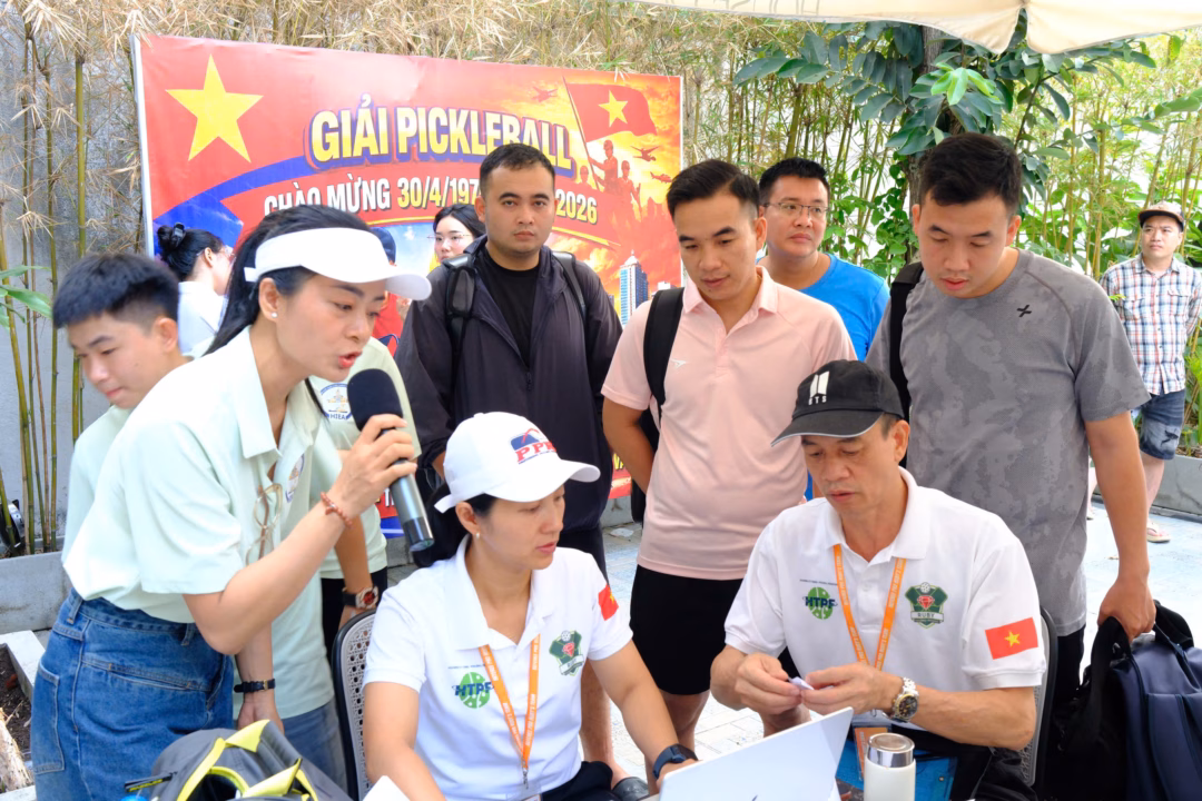 Không khí sôi nổi tại giải Pickleball HIEA 2026 Các vận động viên hào hứng tham gia giải Pickleball HIEA 2026