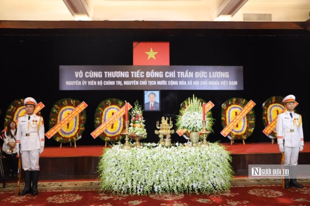 Lễ truy điệu nguyên Chủ tịch nước Trần Đức Lương tại Tp.HCM Lễ truy điệu nguyên Chủ tịch nước Trần Đức Lương tại Tp.HCM