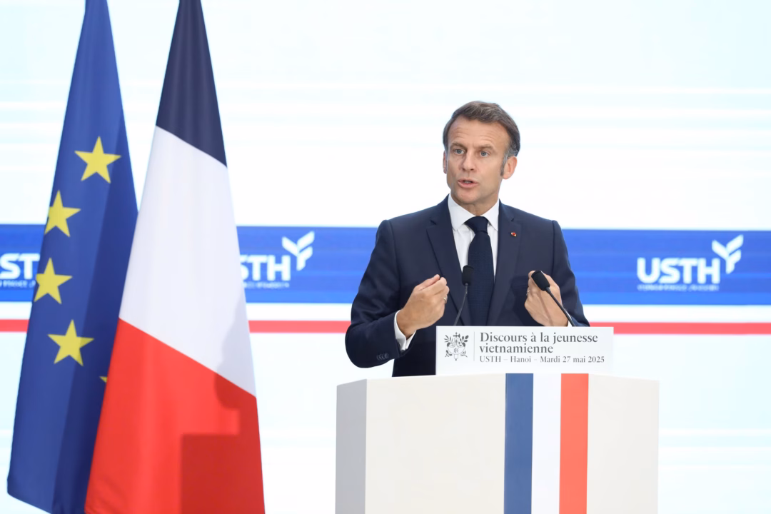 Tổng thống Pháp Macron giao lưu với sinh viên Việt Nam- Ảnh4. Tổng thống Pháp Macron giao lưu với sinh viên Việt Nam- Ảnh4.