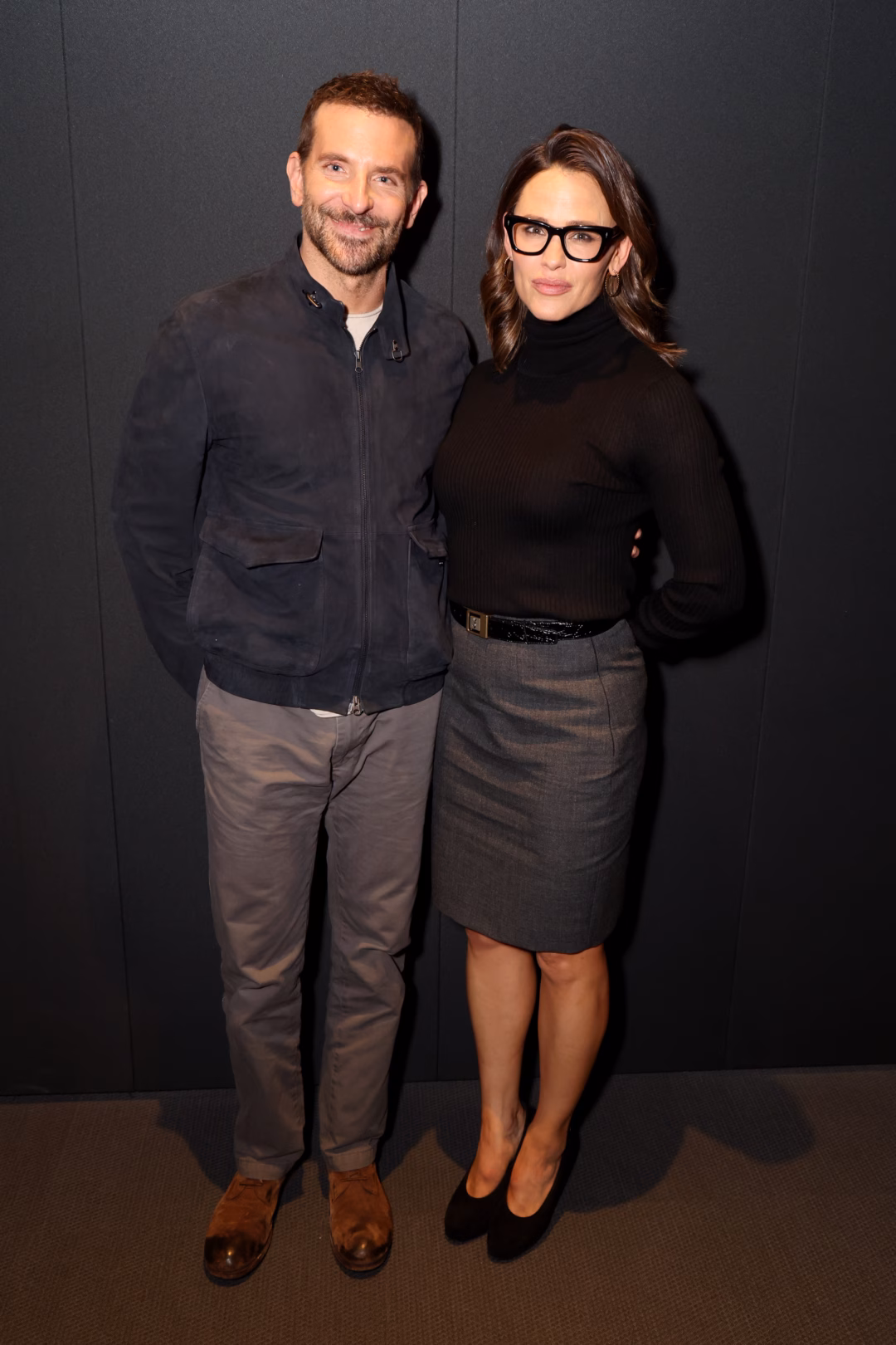 Bradley Cooper and Jennifer Garner posing together.