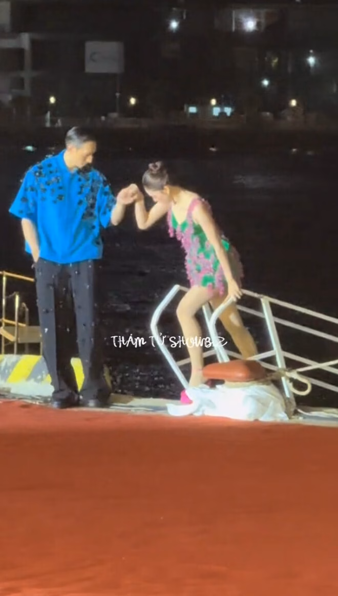 Tiểu Vy ‘sửng sốt’ vì giày cao gót bị bẻ gẫy trong show thời trang Cô gái khổ nhất thế giới đêm qua gọi tên Tiểu Vy- Ảnh 7.