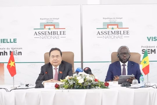 Chủ tịch Quốc hội Trần Thanh Mẫn hội đàm với Chủ tịch Quốc hội Senegal