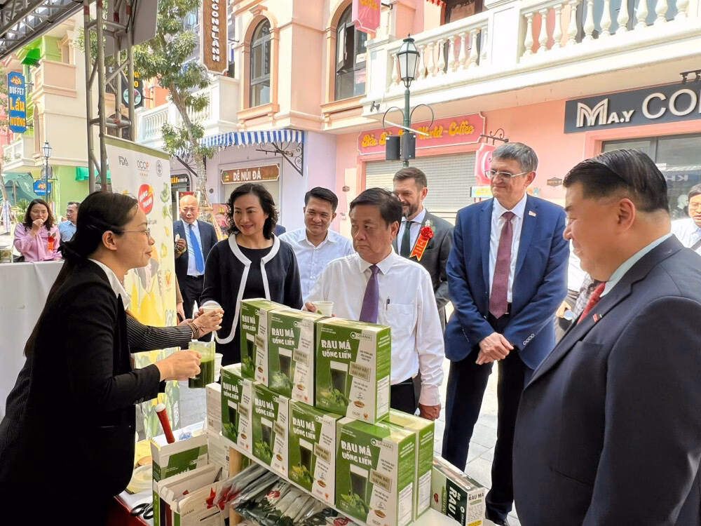 Việt Nam tham gia OCOPEX2025: Đẩy mạnh xuất khẩu hàng hóa và sản phẩm OCOP Cơ hội kết nối giao thương, đưa sản phẩm OCOP Việt Nam vươn ra thế giới