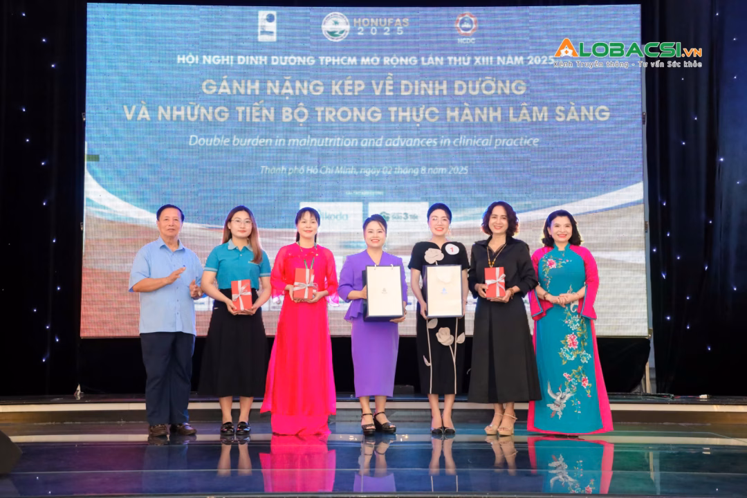 Đồng hành cùng Hội nghị Dinh dưỡng TPHCM mở rộng lần thứ XIII, Hoàng Quân mang đến góc nhìn doanh nghiệp đầy trách nhiệm về vai trò của thực phẩm chức năng chính thống trong chăm sóc sức khỏe cộng đồng.