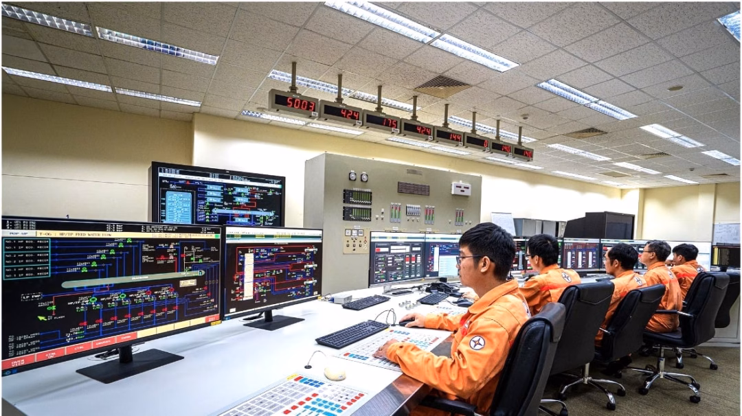 Công ty luôn chú trọng công tác sản xuất điện an toàn. Ảnh: Nhiệt điện Phú Mỹ.