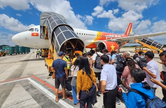 Giá vé tăng gấp nhiều lần Hình ảnh bài viết