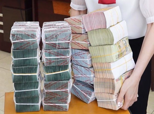 Agribank đạt mốc 2,1 triệu tỷ đồng vốn huy động Agribank đạt mốc 2,1 triệu tỷ đồng vốn huy động