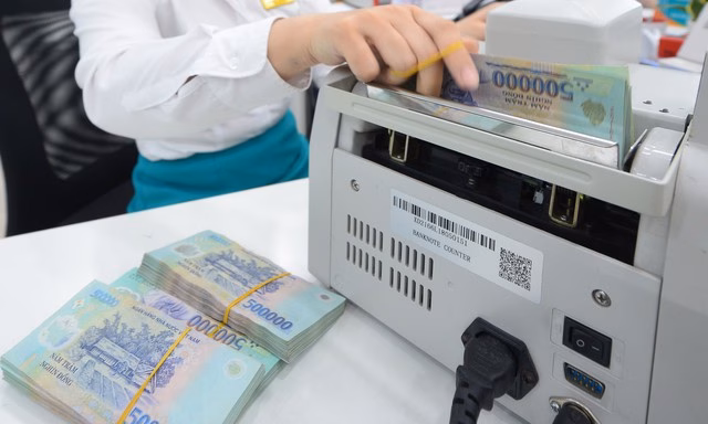 Tăng trưởng tín dụng của ngân hàng lên 9,9%