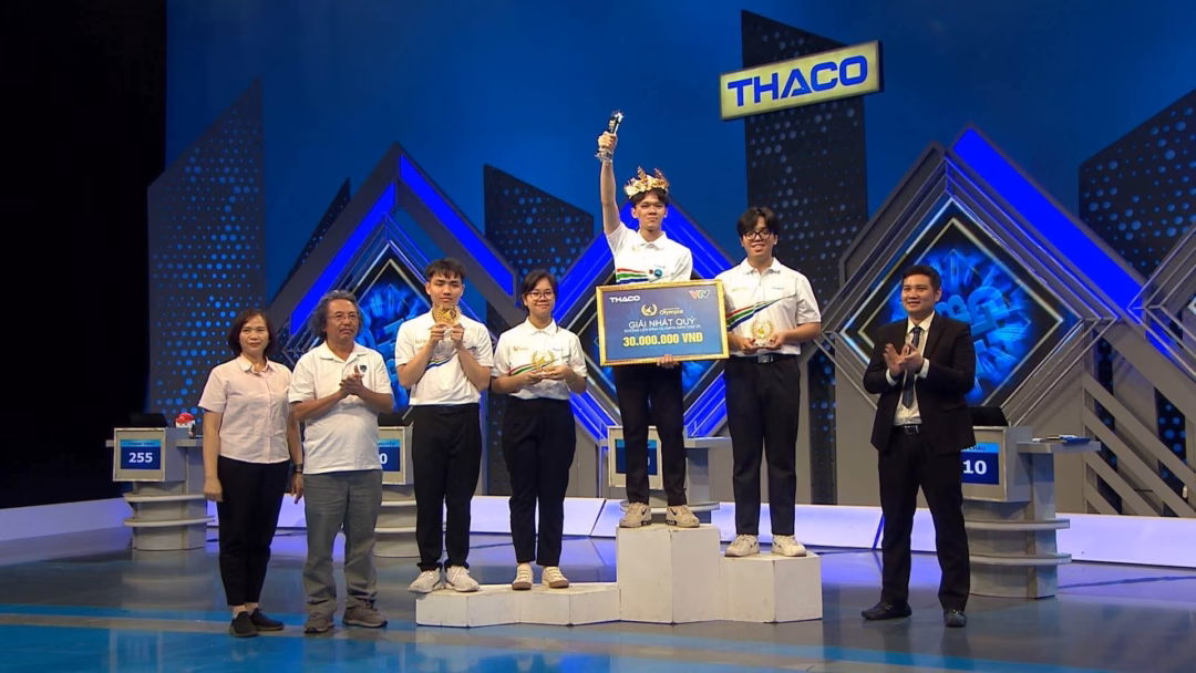 Trường chuyên Lê Quý Đôn Khánh Hòa – 35 năm xây dựng và phát triển Ngôi trường vừa đón cầu truyền hình Olympia: Sinh ra từ biển, trùng tên với 7 trường THPT chuyên khác trên khắp cả nước- Ảnh 3.