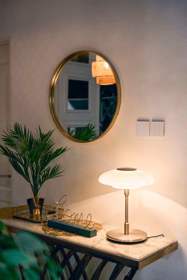 C&ocirc;ng tắc v&agrave; ổ cắm Vivace E của Schneider Electric