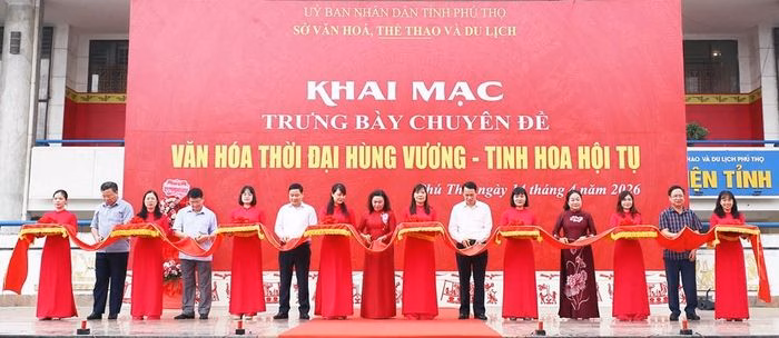Lễ khai mạc trưng b&agrave;y Văn h&oacute;a thời đại H&ugrave;ng Vương tại Bảo t&agrave;ng H&ugrave;ng Vương