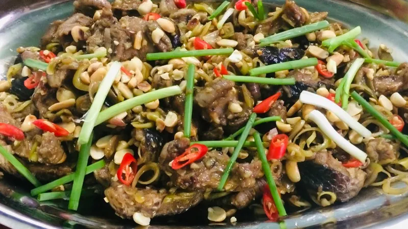 Rắn xào sả ớt Rắn xào sả ớt