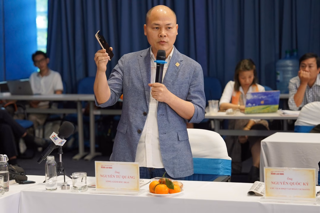 Ông Nguyễn Tử Quảng Ông Nguyễn Tử Quảng chia sẻ tại diễn đàn
