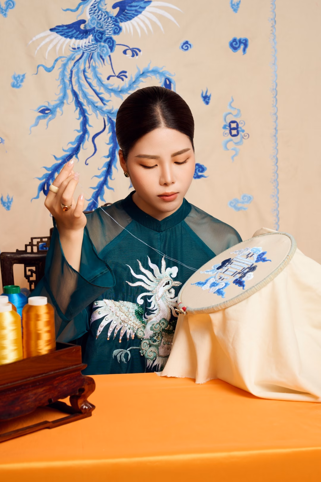 NTK Linh Thảo – Giữ lửa văn hóa tín ngưỡng qua thời trang đương đại NTK Linh Thảo – Người giữ lửa văn hóa tín ngưỡng qua ngôn ngữ thiết kế đương đại - 8