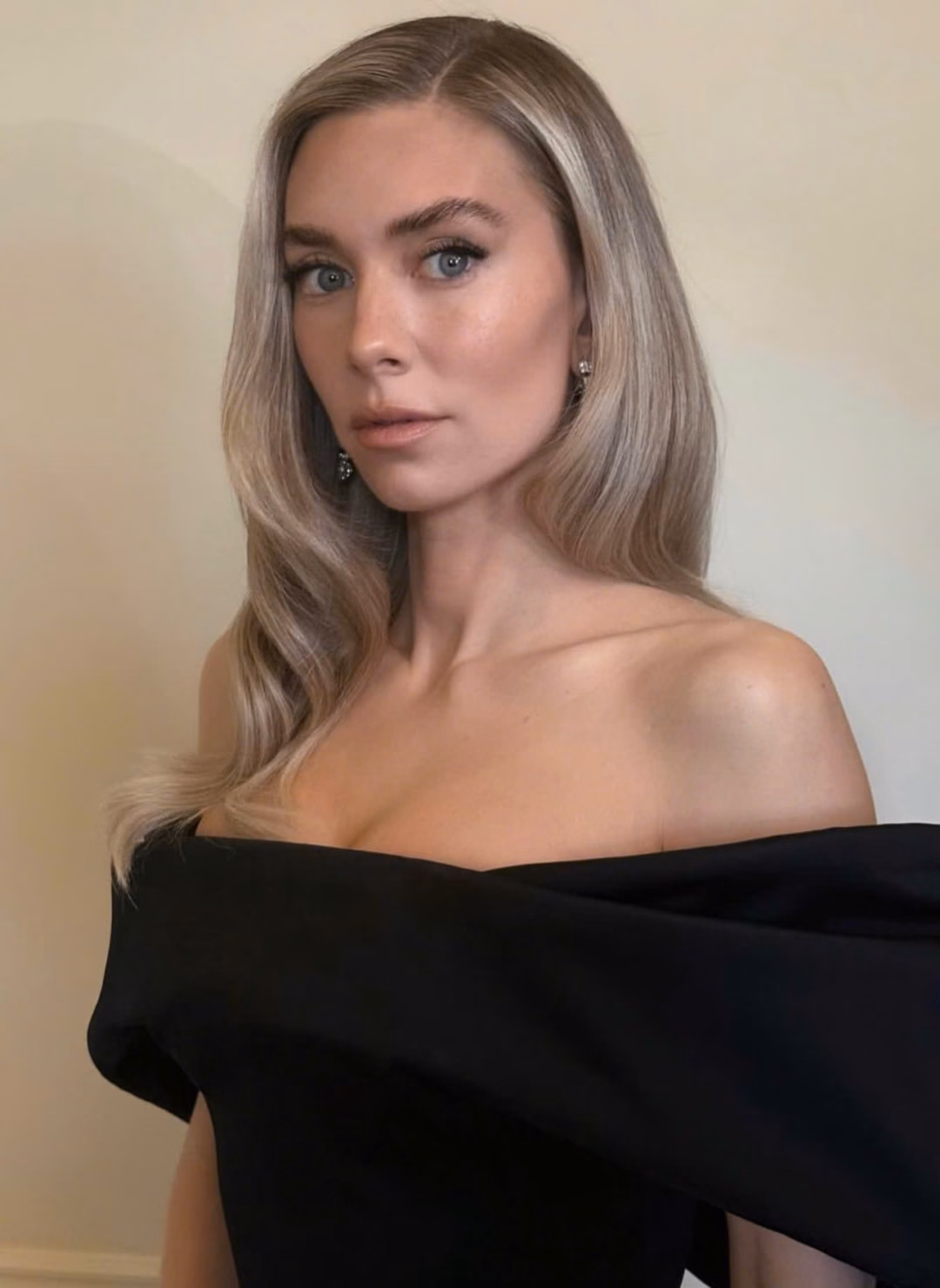 Vanessa Kirby ảnh 12