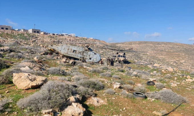 Hiện trường vụ rơi trực thăng UH-60 v&agrave;o ng&agrave;y 16/1