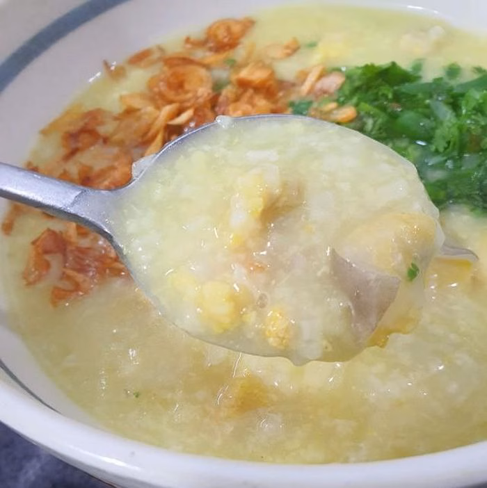 Cháo đậu xanh giải nhiệt tốt cho người mệt mỏi