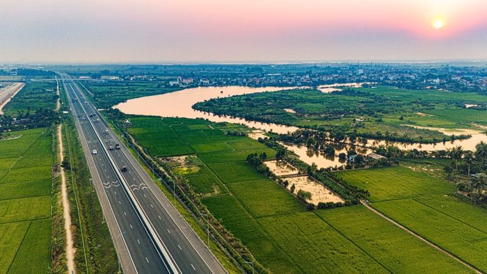 Hệ thống giao thông đồng bộ tại Quảng Ninh thúc đẩy phát triển đô thị bền vững