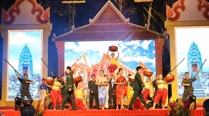 Hoạt động văn nghệ s&ocirc;i động dịp Tết Ch&ocirc;l Chnăm Thm&acirc;y 2026