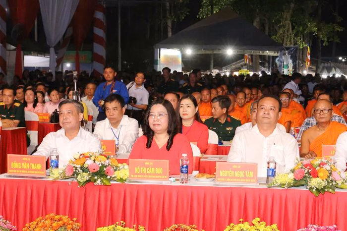 L&atilde;nh đạo TP. Cần Thơ dự lễ tổng kết Tết Qu&acirc;n D&acirc;n mừng Ch&ocirc;l Chnăm Thm&acirc;y 2026