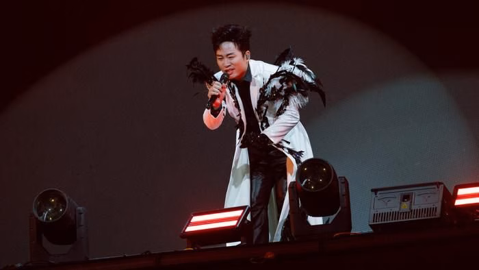 Sự biến h&oacute;a linh hoạt trong giọng h&aacute;t của T&ugrave;ng Dương tạo n&ecirc;n dấu ấn ri&ecirc;ng biệt