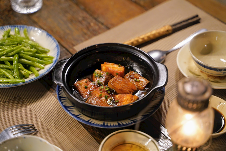 Cá kho tộ - Ảnh: TasteAtlas Cá kho tộ - Ảnh: TasteAtlas