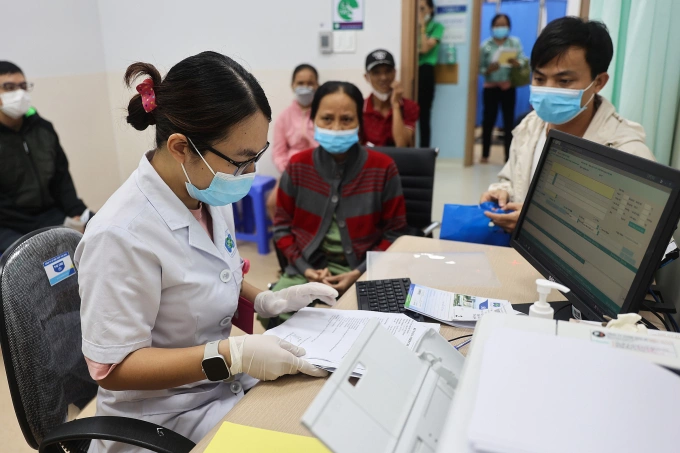 Bác sĩ khám bệnh tại Bệnh viện Ung Bướu TP HCM cơ sở 2, TP Thủ Đức Bác sĩ khám bệnh tại Bệnh viện Ung Bướu TP HCM cơ sở 2, TP Thủ Đức
