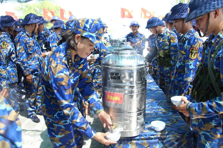 Hội Phụ nữ và Đoàn cơ sở Lữ đoàn 146 đồng hành cùng chiến sĩ