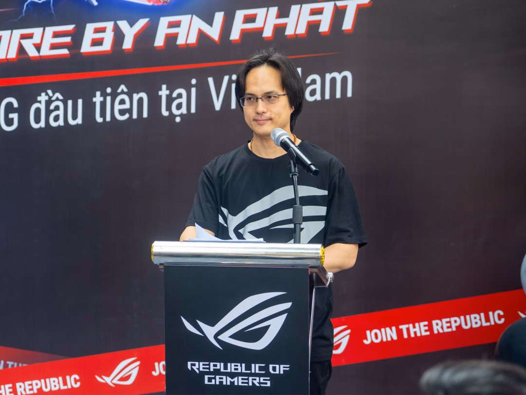 ROG Exclusive Store đầu tiên tại Việt Nam chính thức khai trương: Không gian trải nghiệm gaming toàn diện, chuẩn quốc tế