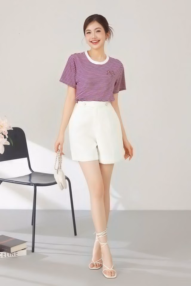 Quần shorts trắng cạp cao Quần shorts trắng cạp cao