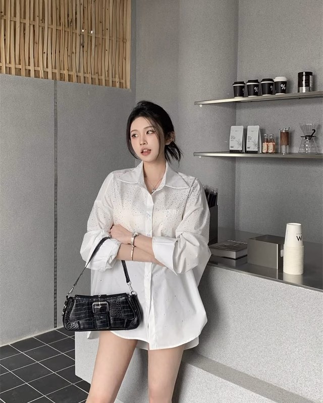 Áo sơ mi đuôi tôm oversized Áo sơ mi đuôi tôm oversized