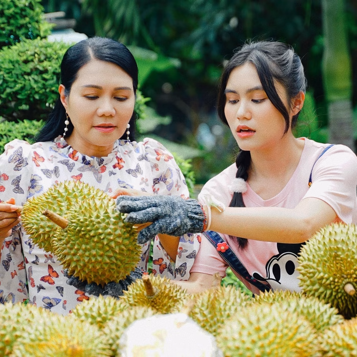 NSƯT Ngọc Huyền và con gái NSƯT Ngọc Huyền và con gái