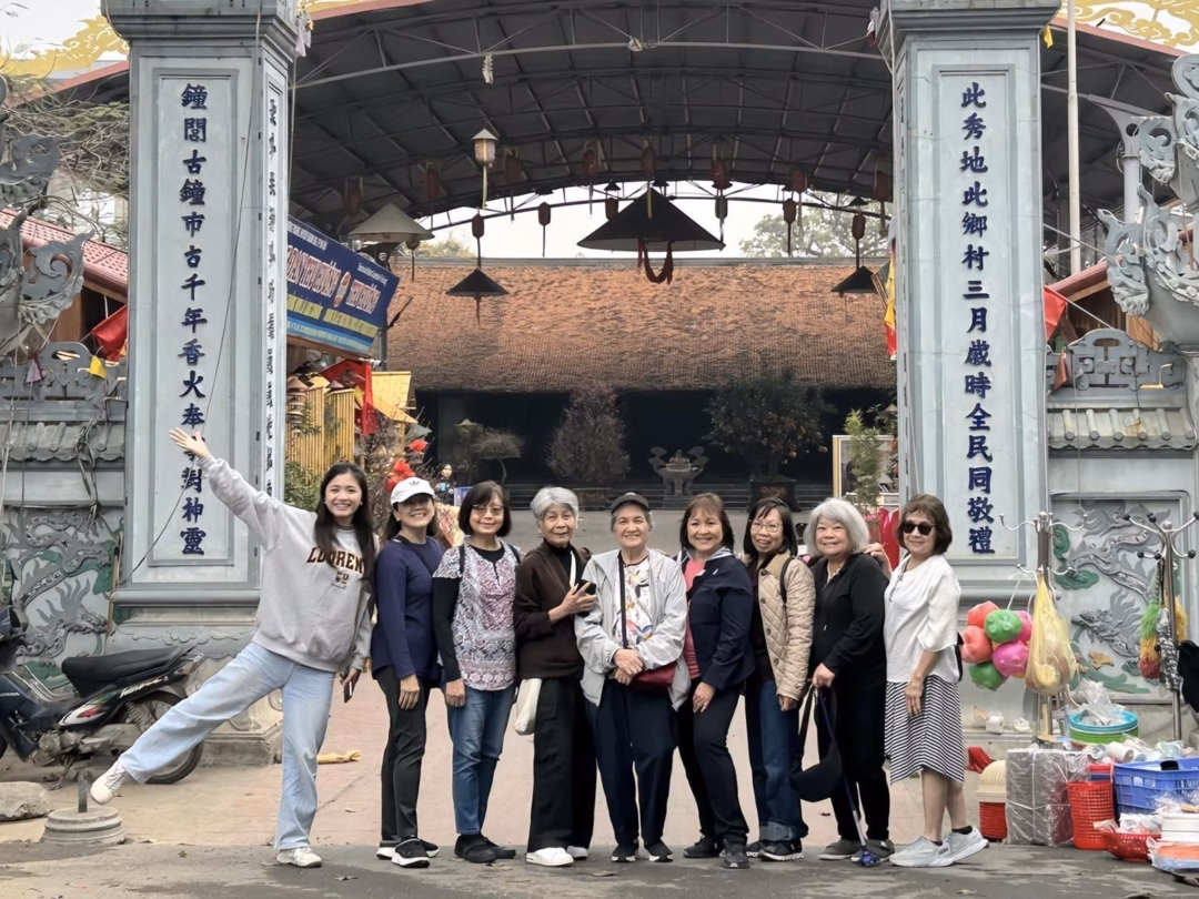 Hanoi Free Tour Guides Hanoi Free Tour Guides