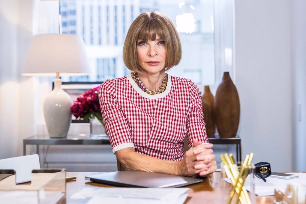 Anna Wintour tại sự kiện Met Gala Anna Wintour tại sự kiện Met Gala