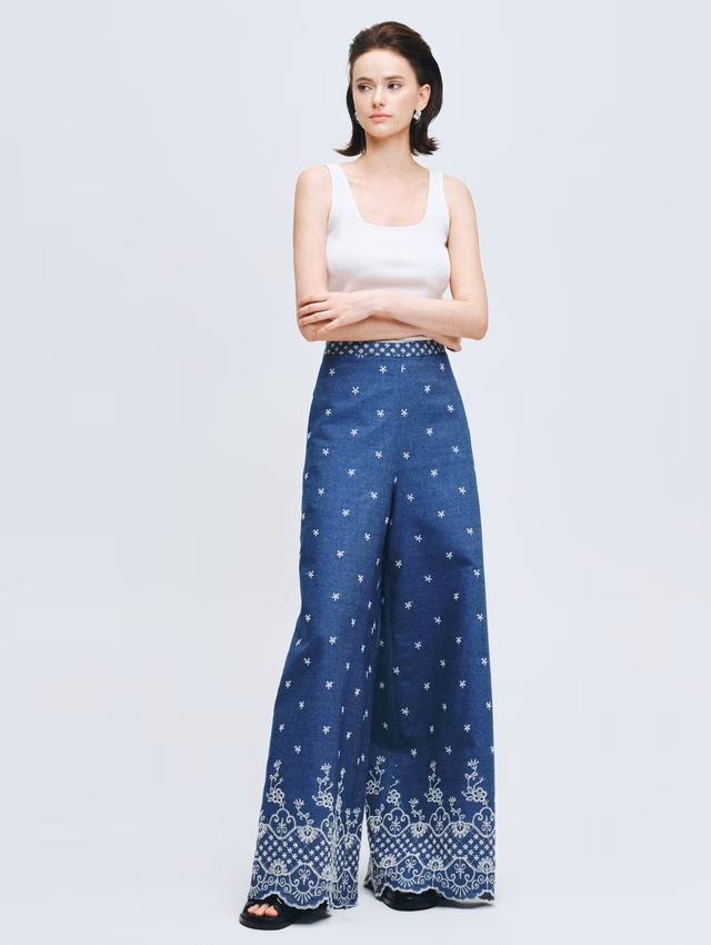 Quần ống rộng thêu họa tiết Quần ống rộng thêu họa tiết