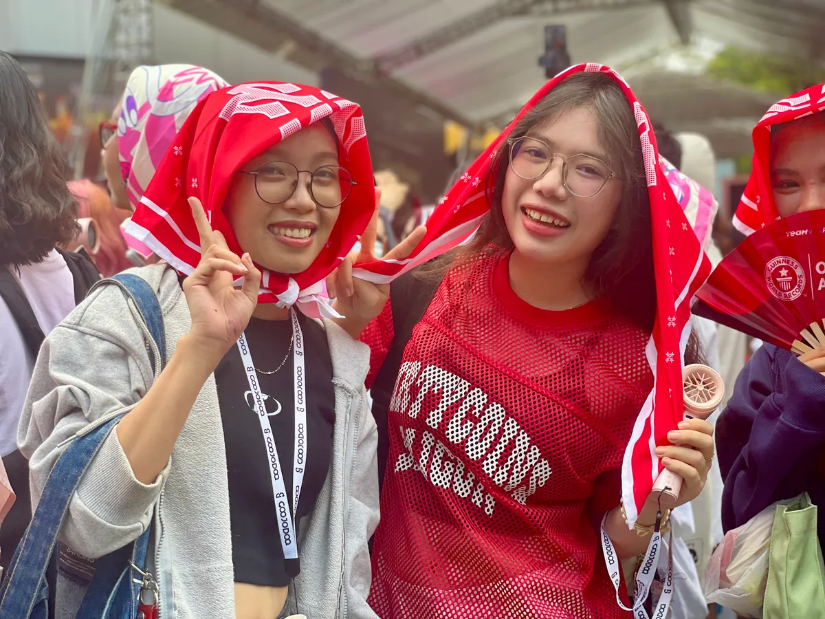 Phim tư liệu về Anh trai vượt ngàn chông gai khiến khán giả xôn xao vì chuyện... đêm hôm ấy - Ảnh5. Phim tư liệu về Anh trai vượt ngàn chông gai khiến khán giả xôn xao vì chuyện... đêm hôm ấy - Ảnh5.