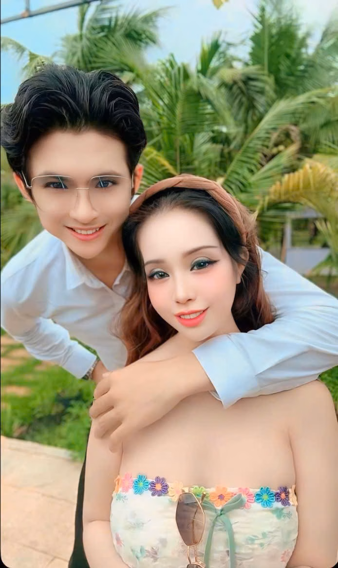 Hoa hậu Thanh Hằng và Minh Châu khám phá Suối Tiên
