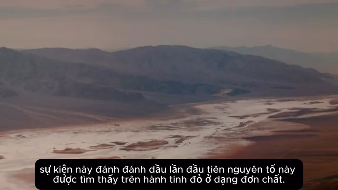 NASA phát hiện tinh thể lưu huỳnh nguyên chất trên sao Hỏa Lộ trình của Curiosity (đường màu vàng) tại kênh Gediz Vallis. Ảnh: NASA/JPL-Caltech/UC Berkeley