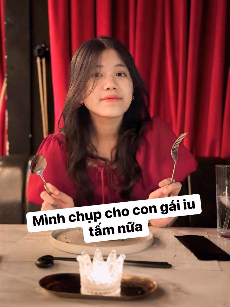 Nhạc sĩ Nguyên Văn Chung xúc động khi con gái đi Úc đoàn tụ với mẹ ruột Ái nữ Nguyễn Văn Chung có ngoại hình xinh xắn.