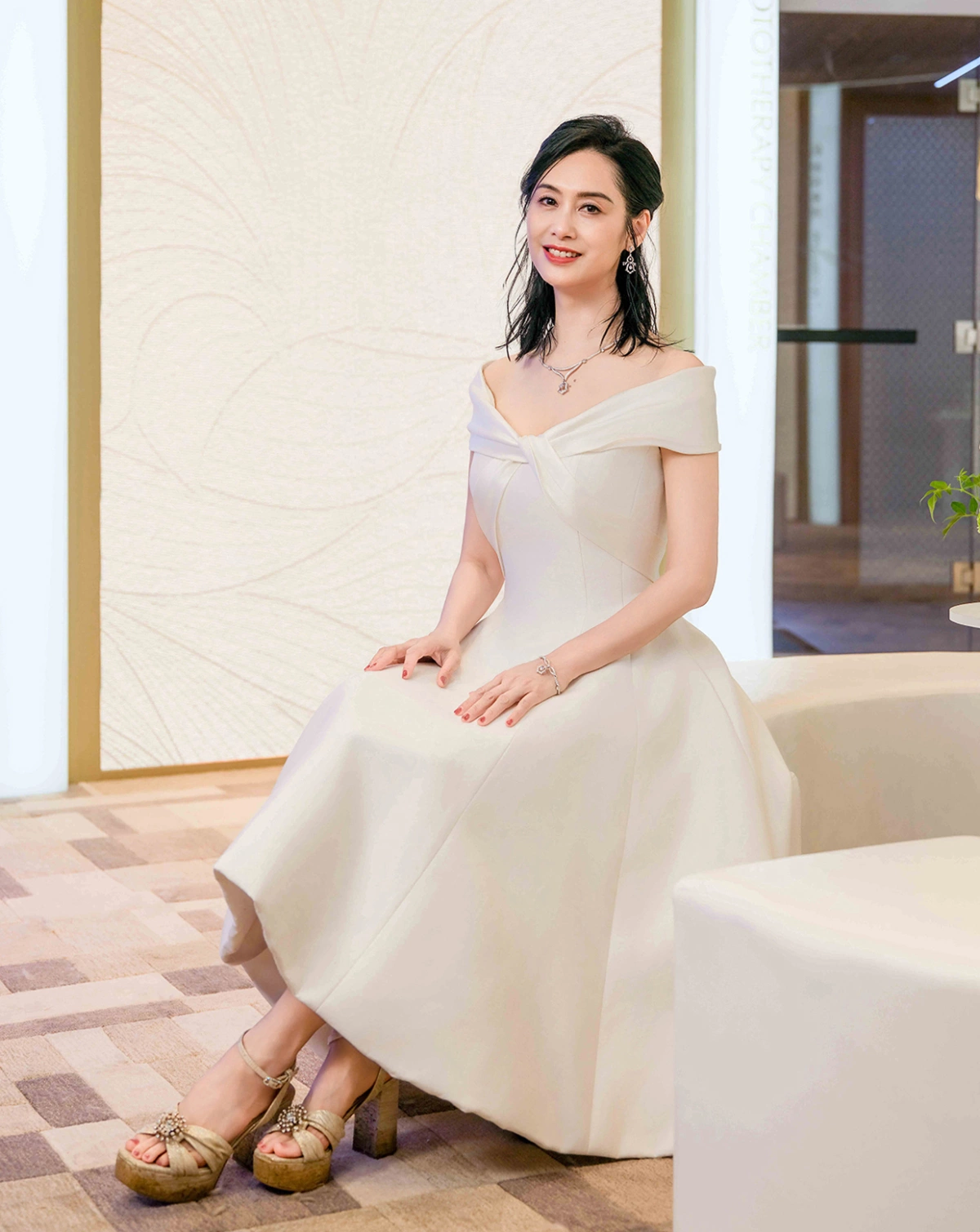 Chu Nhân tiết lộ bí quyết dưỡng nhan nhờ tình yêu của chồng