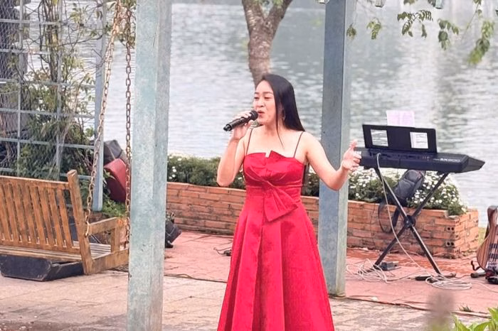 Kh&ocirc;ng gian hồ Xu&acirc;n Hương thơ mộng Đ&agrave; Lạt