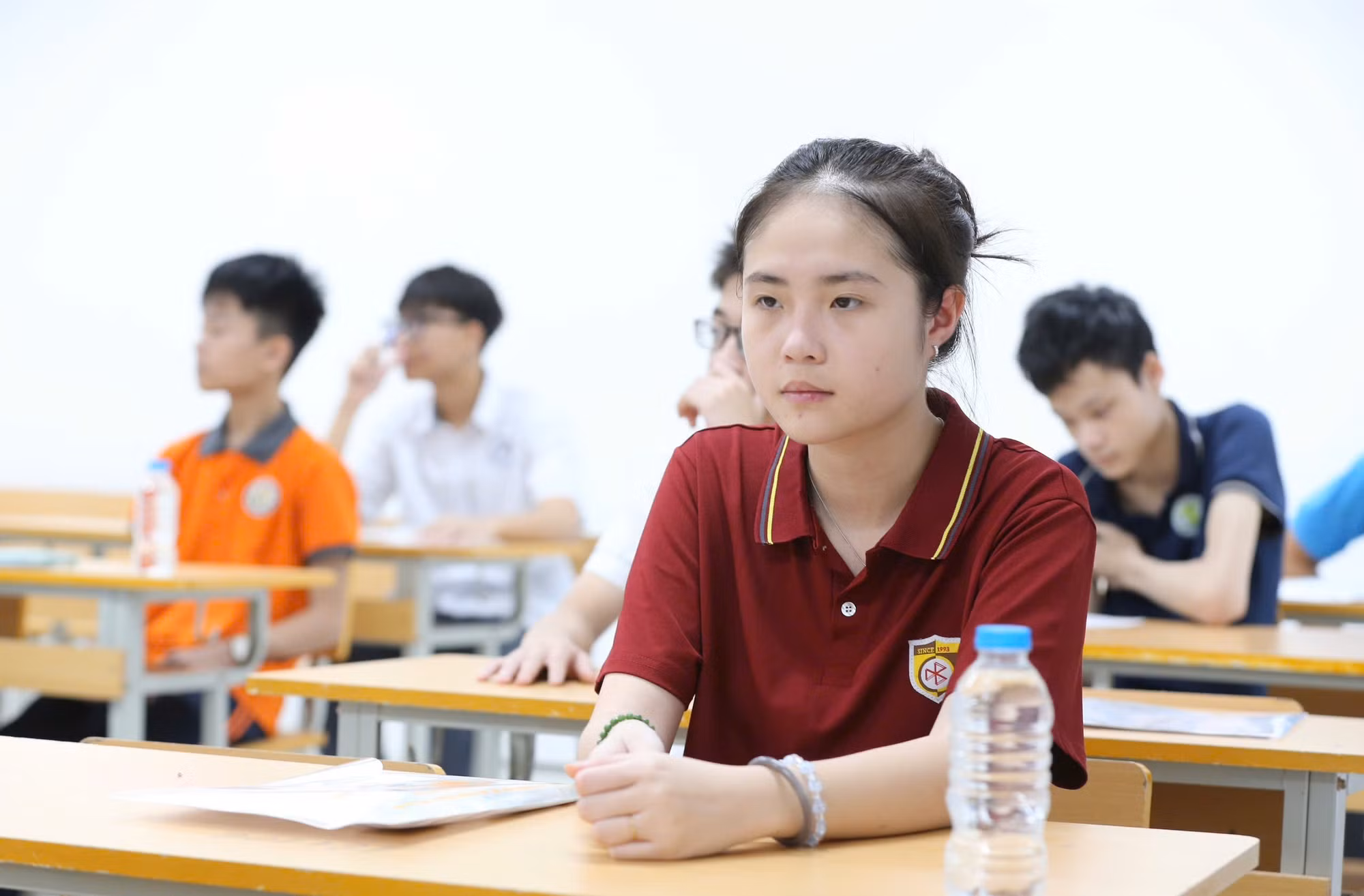 Th&iacute; sinh &ocirc;n thi tuyển sinh lớp 10 THPT c&ocirc;ng lập tại H&agrave; Nội